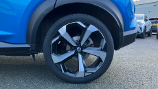 Nissan Juke 1.0 DiG-T 114 Tekna 5dr Petrol Hatchback